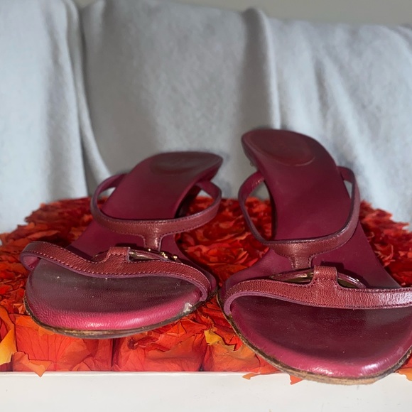 Vintage GG Logo Gold Stud Sandal - Picture 6 of 6